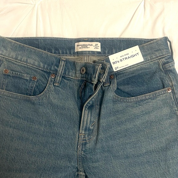 Abercrombie & Fitch Blue Mid Rise 90's Straight Jeans - Picture 3 of 5